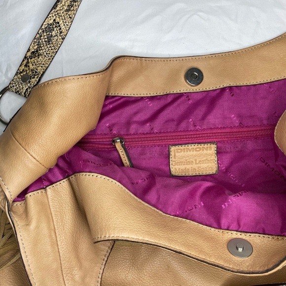 Hobo bag in the perfect fall color! - Picture 4 of 10